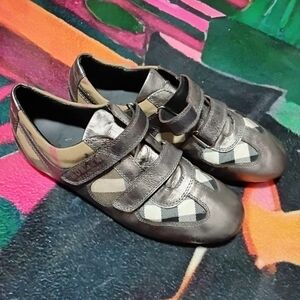 Burberry Metallic Leather and Novacheck Canvas Trainers Size 37